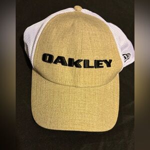 Heather Rye Trucker - Oakley